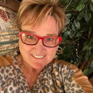 Meet your Posher, Robin